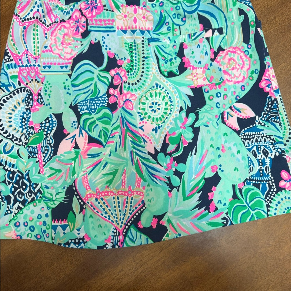 Lilly Pulitzer luxlectic pink and green 50 SPF - Picture 2 of 3